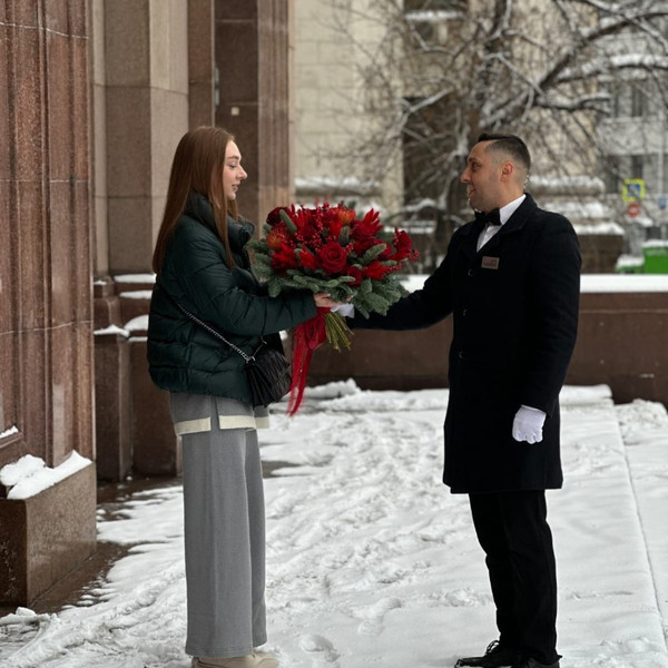 Хризантема «White» 25штук купить по цене 6 900 руб. с быстрой доставкой | Маркет-цветов